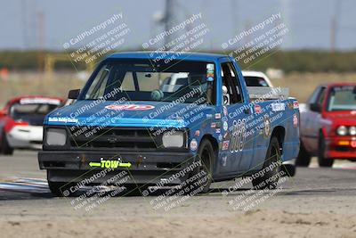 media/Sep-28-2025-24 Hours of Lemons (Sun) [[5dfe0e5f6e]]/11am (Cotton Corners)/